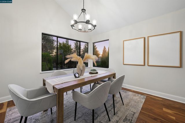 140 Cottonwood Ln, Danville, CA 94506