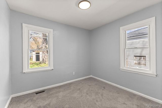 4924 Ziegler Street, Dearborn Heights, MI 48125