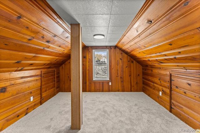 4924 Ziegler Street, Dearborn Heights, MI 48125