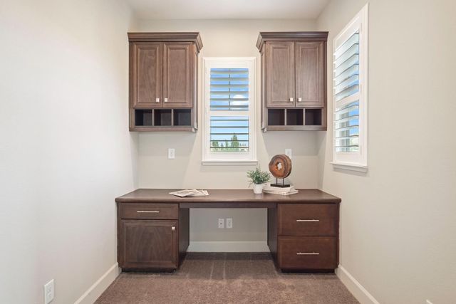 217 Jubilee Ln, Lodi, CA 95242