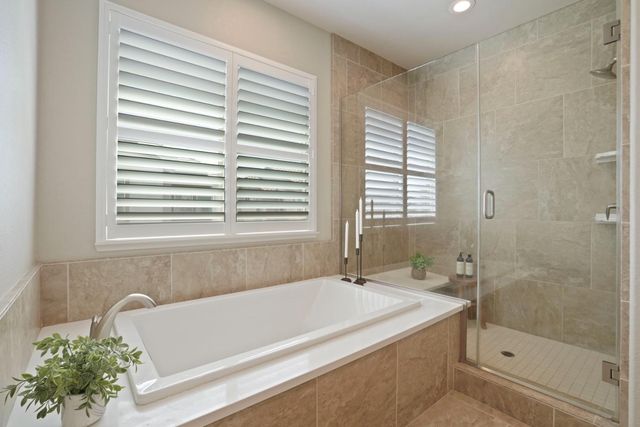 217 Jubilee Ln, Lodi, CA 95242