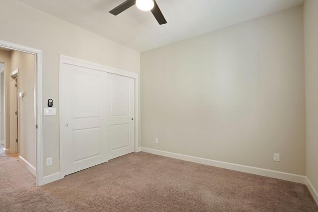 217 Jubilee Ln, Lodi, CA 95242