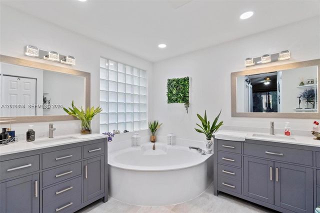 15522 NW 12th Ct, Pembroke Pines, FL 33028