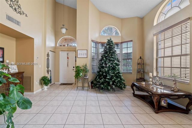15522 NW 12th Ct, Pembroke Pines, FL 33028