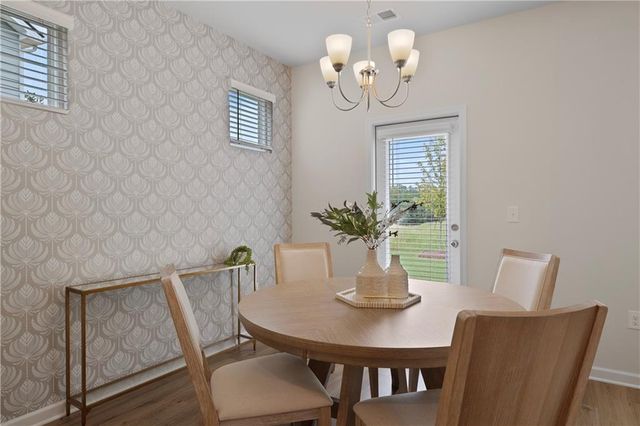 1265 Meadowbrook Drive, Jonesboro, GA 30238