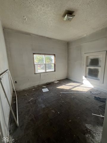 639 Warren Avenue, Indianapolis, IN 46221
