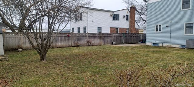 2090 Beech Street, Wantagh, NY 11793