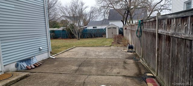 2090 Beech Street, Wantagh, NY 11793