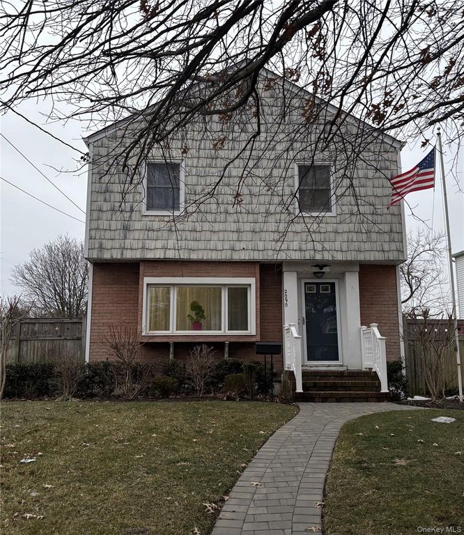 2090 Beech Street, Wantagh, NY 11793
