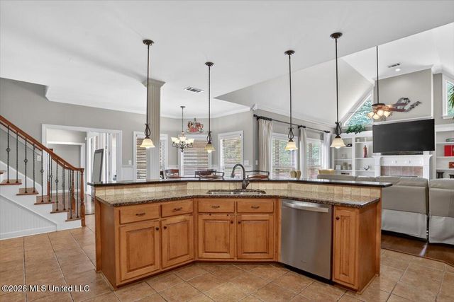 4213 W Dickens Place Drive, Southaven, MS 38672