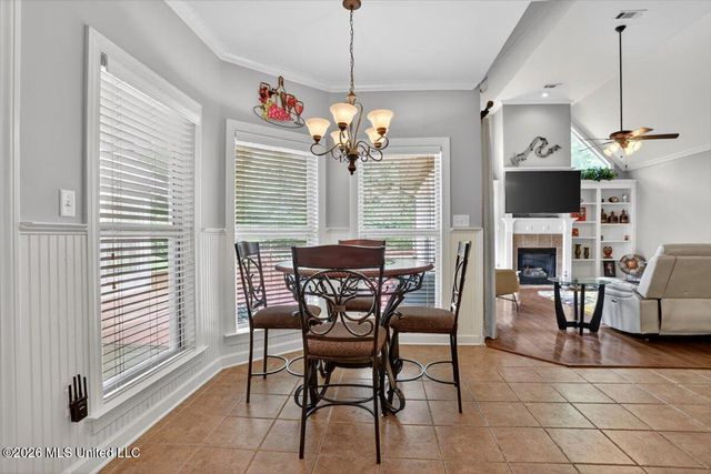 4213 W Dickens Place Drive, Southaven, MS 38672