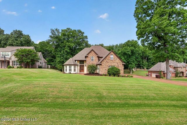 4213 W Dickens Place Drive, Southaven, MS 38672
