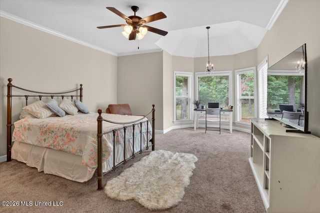 4213 W Dickens Place Drive, Southaven, MS 38672