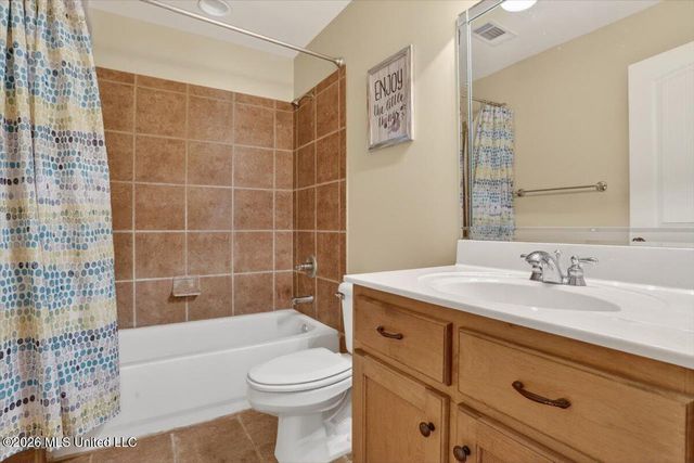 4213 W Dickens Place Drive, Southaven, MS 38672