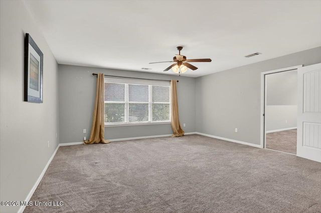 4213 W Dickens Place Drive, Southaven, MS 38672