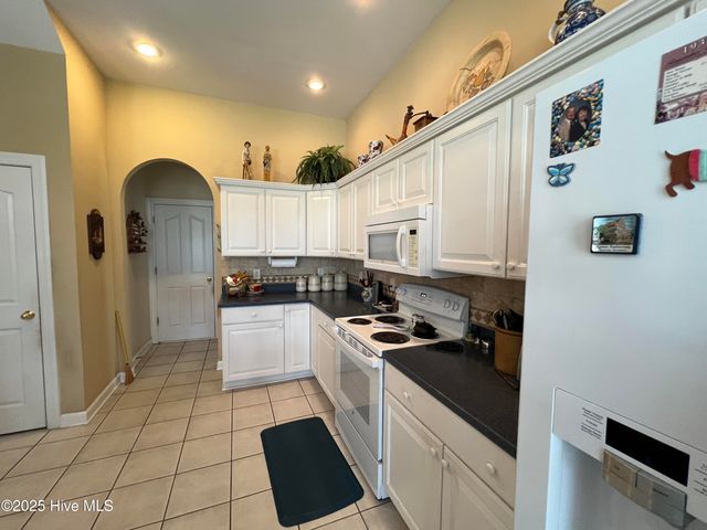 7473 Balmore Drive, Sunset Beach, NC 28468