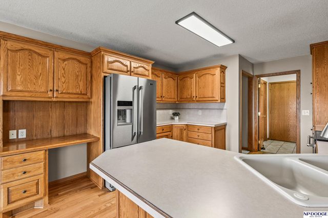 752 Heatherwood Drive, Fremont, NE 68025