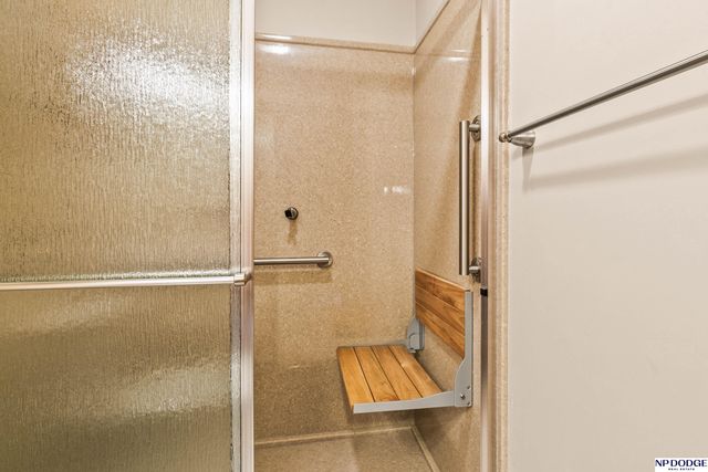 752 Heatherwood Drive, Fremont, NE 68025