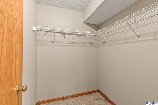 752 Heatherwood Drive, Fremont, NE 68025