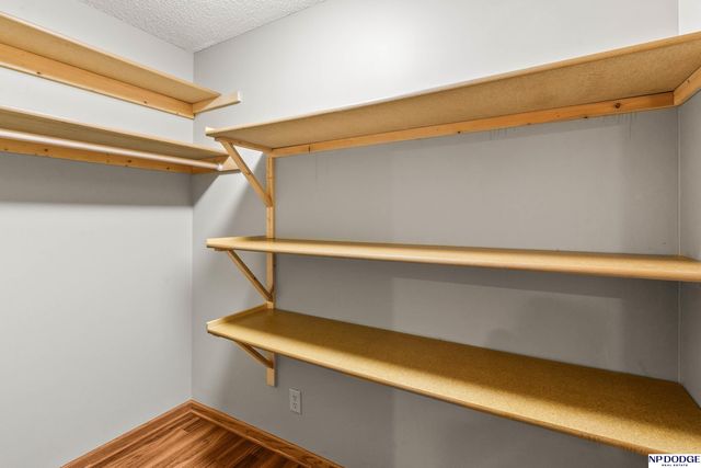 752 Heatherwood Drive, Fremont, NE 68025