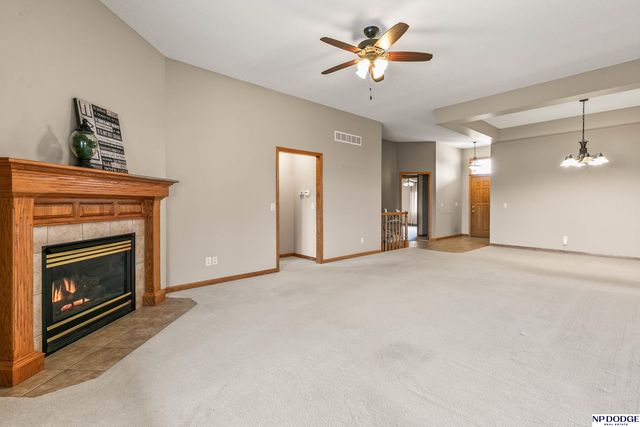 752 Heatherwood Drive, Fremont, NE 68025