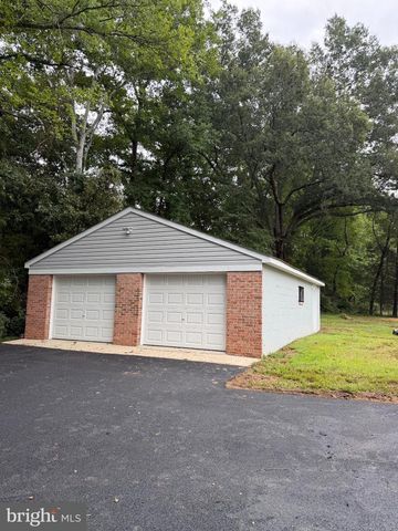 4480 PHILLIPS RD, La Plata, MD 20646