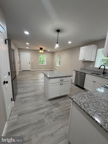 4480 PHILLIPS RD, La Plata, MD 20646