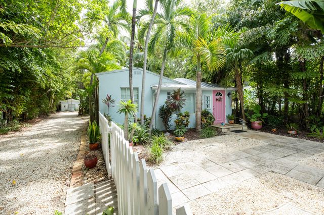 219 Preston Street, Upper Matecumbe Key Islamorada, FL 33036