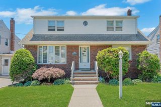 316 Sanford Avenue, Lyndhurst, NJ 07071
