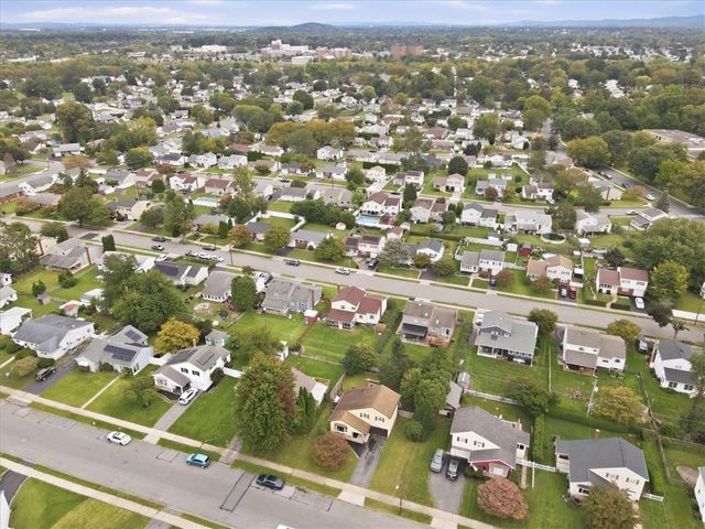1836 Cloverdale Road, Bethlehem City, PA 18018