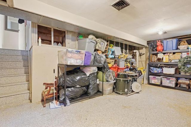 1836 Cloverdale Road, Bethlehem City, PA 18018