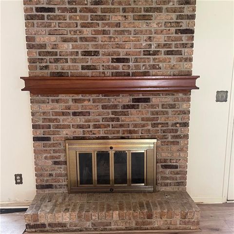1106 Lakeridge Court, Grayson, GA 30017