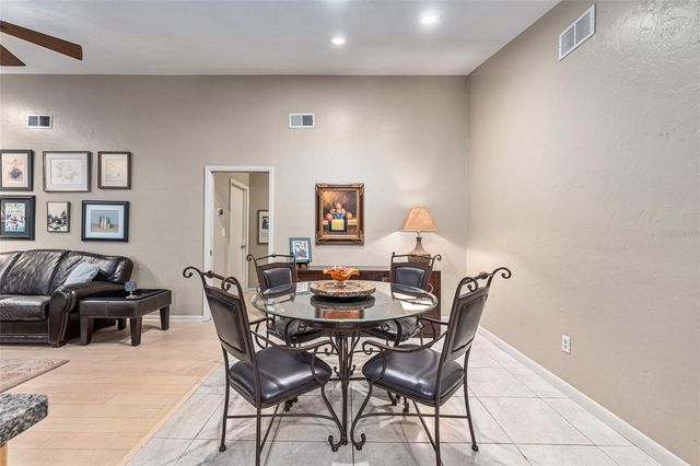 2725 NW 38TH STREET, Gainesville, FL 32605