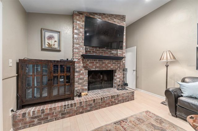 2725 NW 38TH STREET, Gainesville, FL 32605