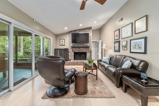 2725 NW 38TH STREET, Gainesville, FL 32605