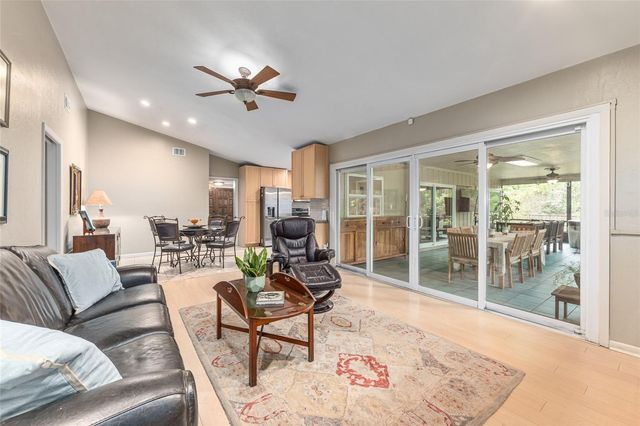 2725 NW 38TH STREET, Gainesville, FL 32605