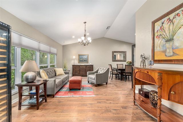 2725 NW 38TH STREET, Gainesville, FL 32605