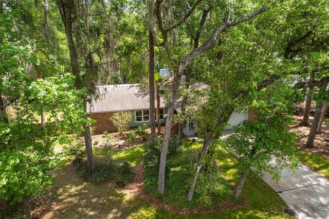 2725 NW 38TH STREET, Gainesville, FL 32605