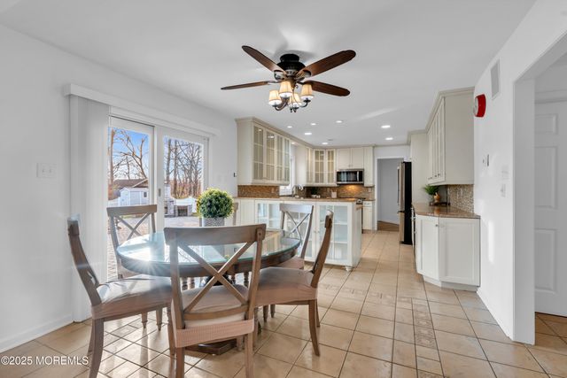 113 Arneytown Hornerstown Road, Allentown, NJ 08501