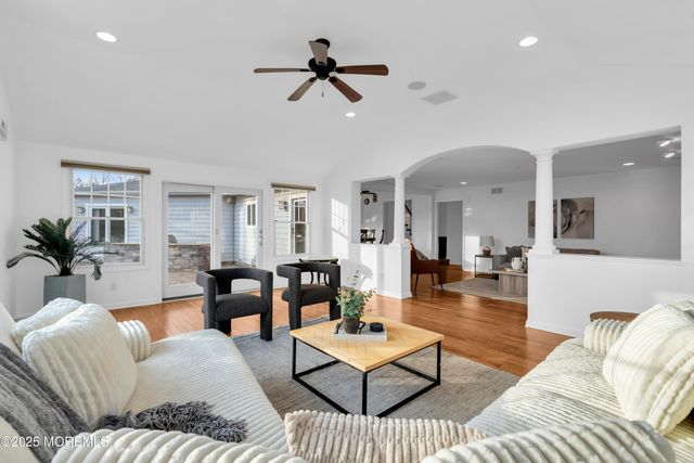 113 Arneytown Hornerstown Road, Allentown, NJ 08501