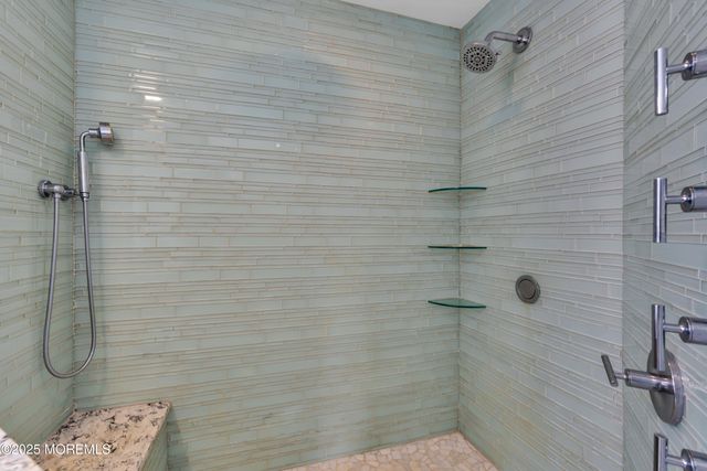 113 Arneytown Hornerstown Road, Allentown, NJ 08501