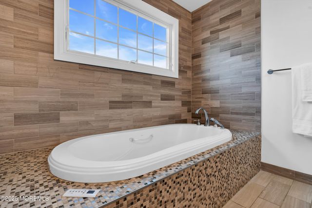 113 Arneytown Hornerstown Road, Allentown, NJ 08501