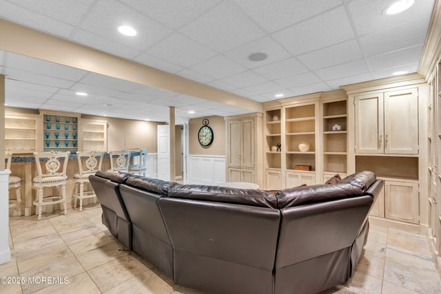 113 Arneytown Hornerstown Road, Allentown, NJ 08501