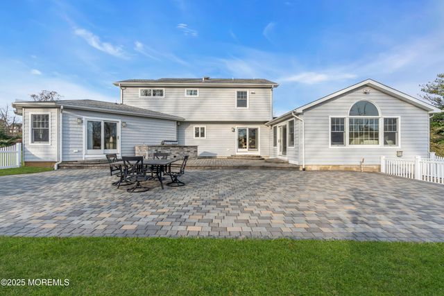 113 Arneytown Hornerstown Road, Allentown, NJ 08501