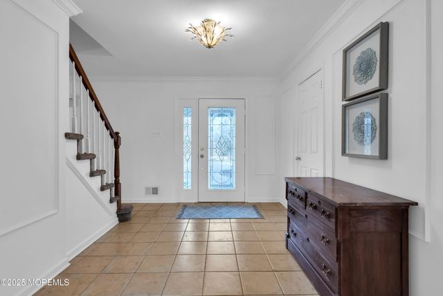 113 Arneytown Hornerstown Road, Allentown, NJ 08501