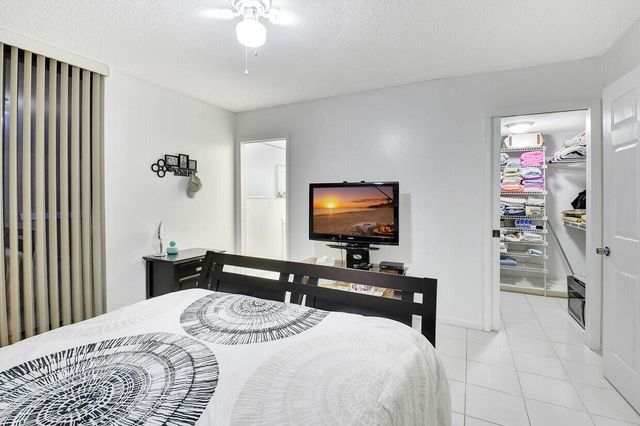 5220 Las Verdes Circle Circle 223, Delray Beach, FL 33484