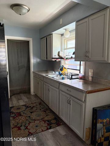 806 Clifton Boulevard, Toledo, OH 43607