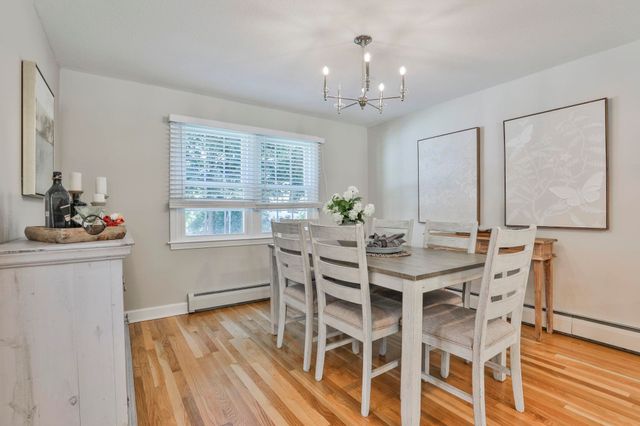 5 Meredith Drive, Nashua, NH 03063