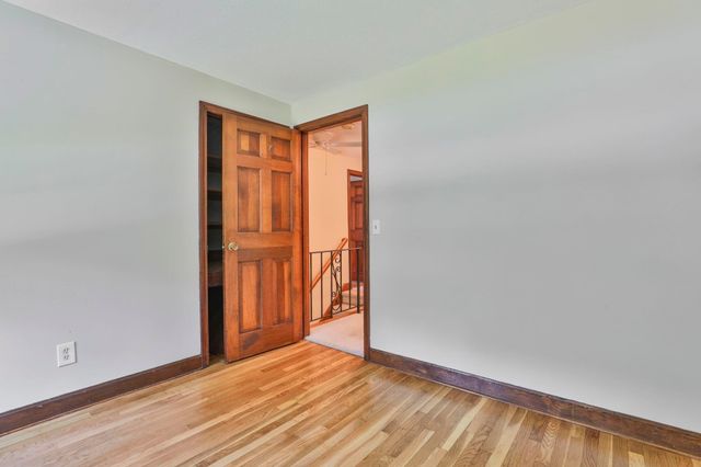 5 Meredith Drive, Nashua, NH 03063