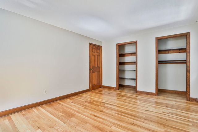 5 Meredith Drive, Nashua, NH 03063